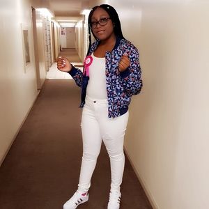 Meet your Posher, Missy